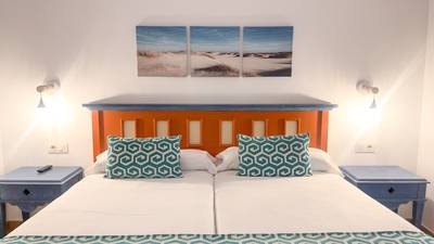 Apartamento superior 1 dormitorio con jardín Comitas Isla del Aire  Menorca