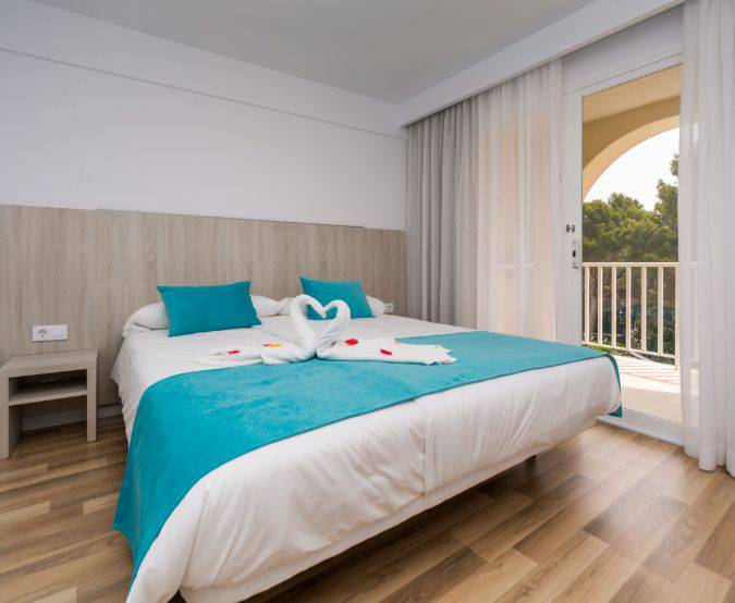 Suiten mit 2 schlafzimmern und meerblick Comitas Floramar  Menorca