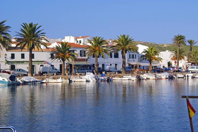 Playas de Fornells: 8 Must-Do Activities for an Unforgettable Experience Comitas Hotels Playas de Fornells: 8 Must-Do Activities for an Unforgettable Experience Comitas Hotels