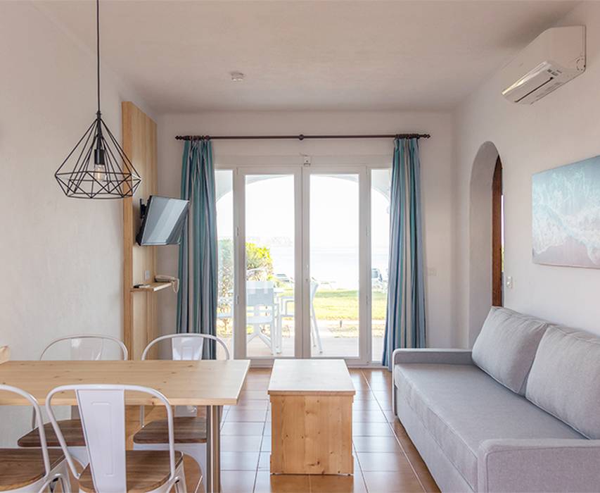 Apartamento de 1 dormitorio con vista mar Comitas Tramontana Park  Menorca