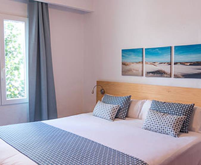 Apartamento de 2 dormitorios con vista mar Comitas Tramontana Park Menorca Apartamento de 2 dormitorios con vista mar Comitas Tramontana Park Menorca