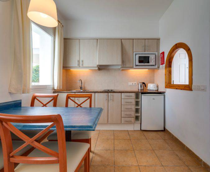 2 bedroom apartment Comitas Isla del Aire  Menorca