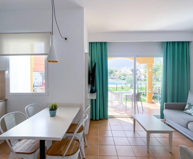 Apartamento superior 1 dormitorio con jardín Comitas Isla del Aire  Menorca