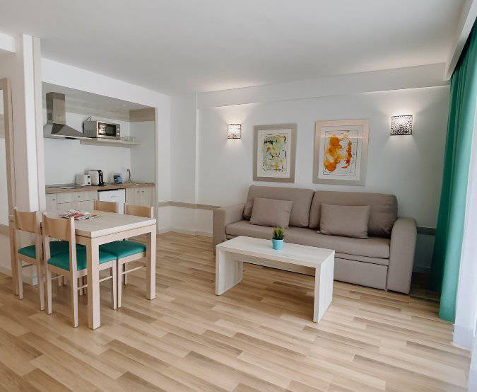 Suite de 1 dormitorio Comitas Floramar Menorca Suite de 1 dormitorio Comitas Floramar Menorca