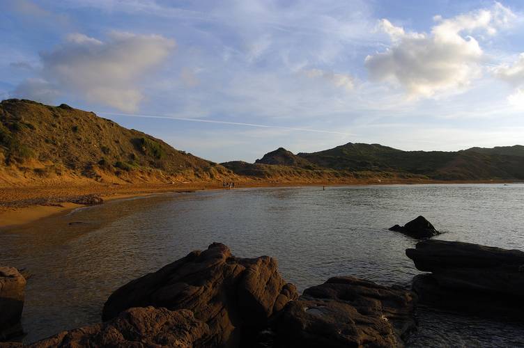 Playas de Fornells: 8 Must-Do Activities for an Unforgettable Experience Comitas Hotels Playas de Fornells: 8 Must-Do Activities for an Unforgettable Experience Comitas Hotels