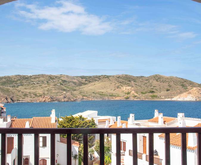 Apartamento de 2 dormitorios con vista mar Comitas Tramontana Park  Menorca