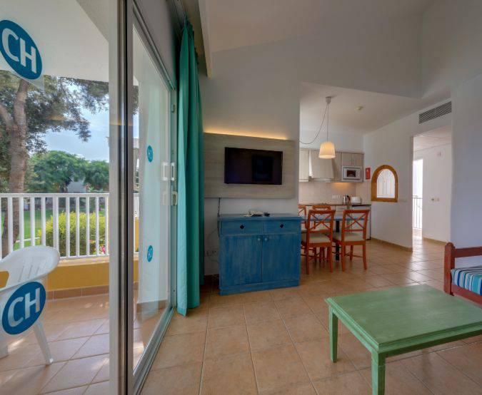 2 bedroom apartment Comitas Isla del Aire  Menorca