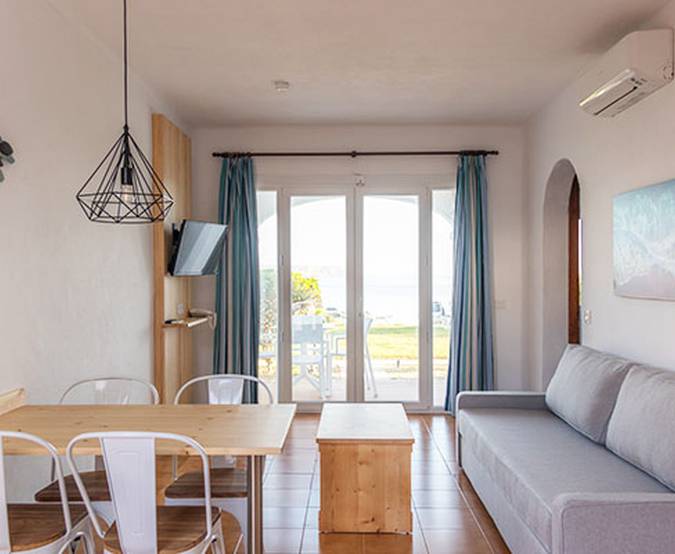 Apartamento de 2 dormitorios con vista mar Comitas Tramontana Park Menorca Apartamento de 2 dormitorios con vista mar Comitas Tramontana Park Menorca