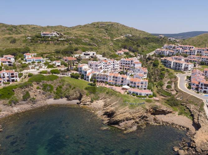 Playas de Fornells: 8 Must-Do Activities for an Unforgettable Experience Comitas Hotels Playas de Fornells: 8 Must-Do Activities for an Unforgettable Experience Comitas Hotels