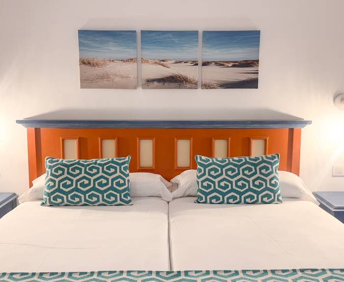 1 bedroom superior apartment with garden Comitas Isla del Aire  Menorca