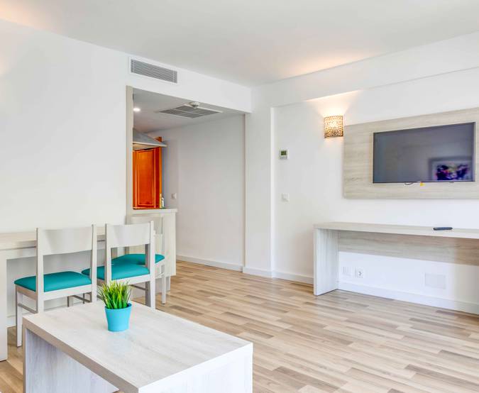 Apartamento superior de 1 dormitorio Comitas Floramar Menorca Apartamento superior de 1 dormitorio Comitas Floramar Menorca