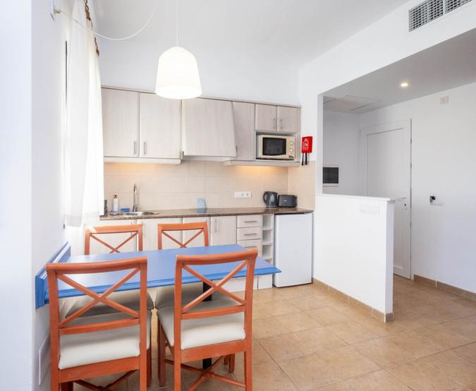 Apartamento de 1 dormitorio con jardín Comitas Isla del Aire  Menorca Apartamento de 1 dormitorio con jardín Comitas Isla del Aire  Menorca
